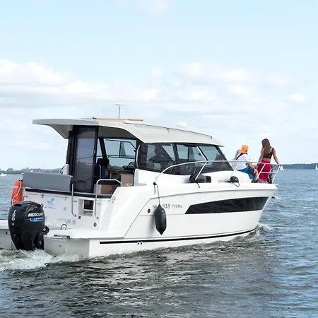Hotel en barco Jacht Motorowy Balt Tytan 918 - 3 Kabinowy