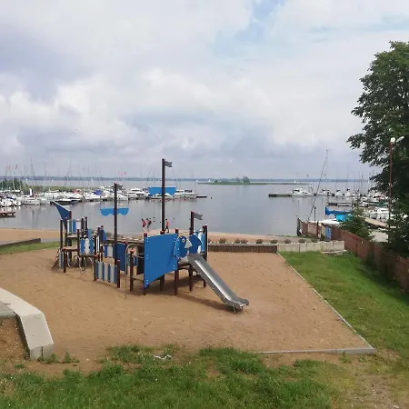 Hotel en barco Jacht Motorowy Balt Tytan 918 - 3 Kabinowy Wilkasy (Gizycko)